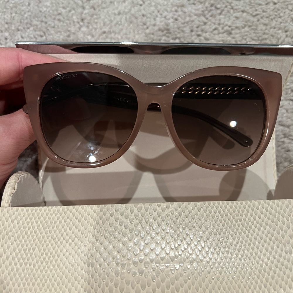 JIMMY CHOO sunglasses 🕶